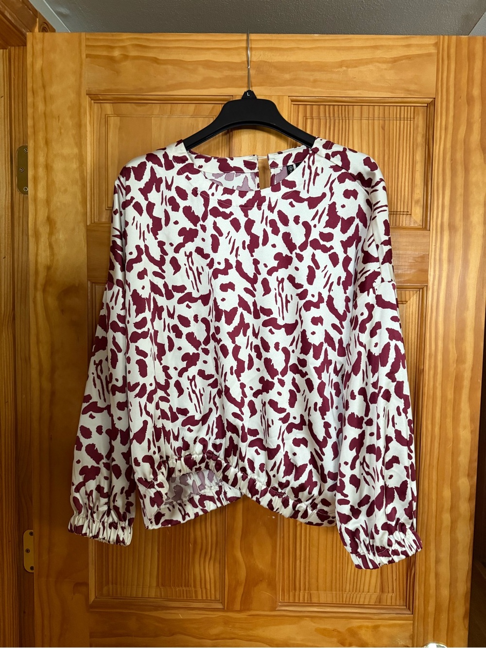Versona White & Burgundy Abstract Print Long Sleeve Blouse